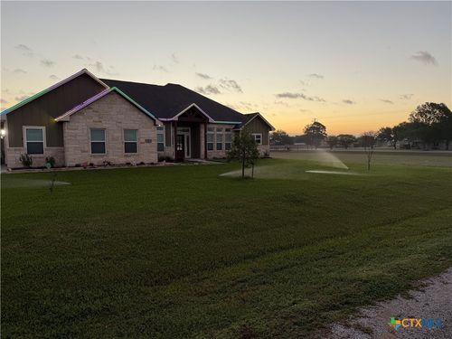 36 Meadow Creek Dr, Inez, TX, 77968-2100 | Card Image
