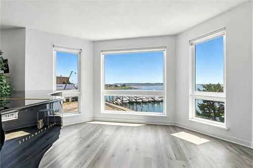 309-150 Lynnway, Lynn, MA, 01902-5106 | Card Image
