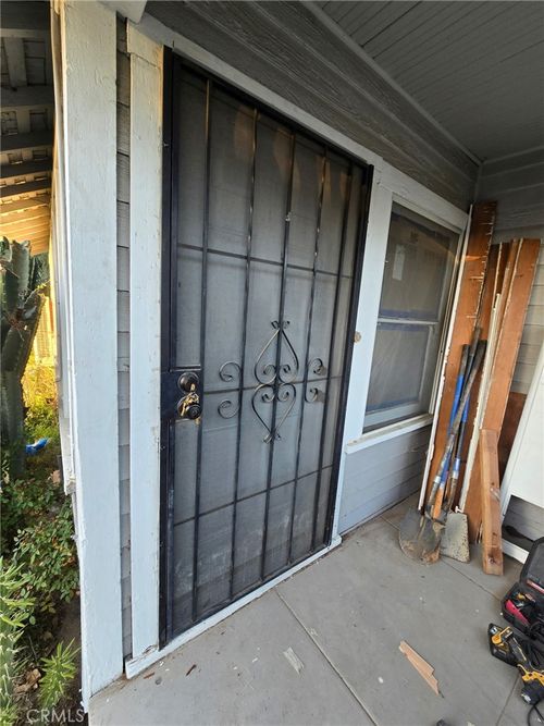 154 N 1st St, Banning, CA, 92220 | Card Image