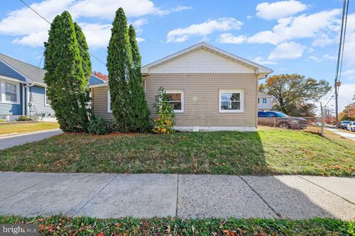 408 W 3rd Ave, RUNNEMEDE, NJ, 08078-1623 | Card Image