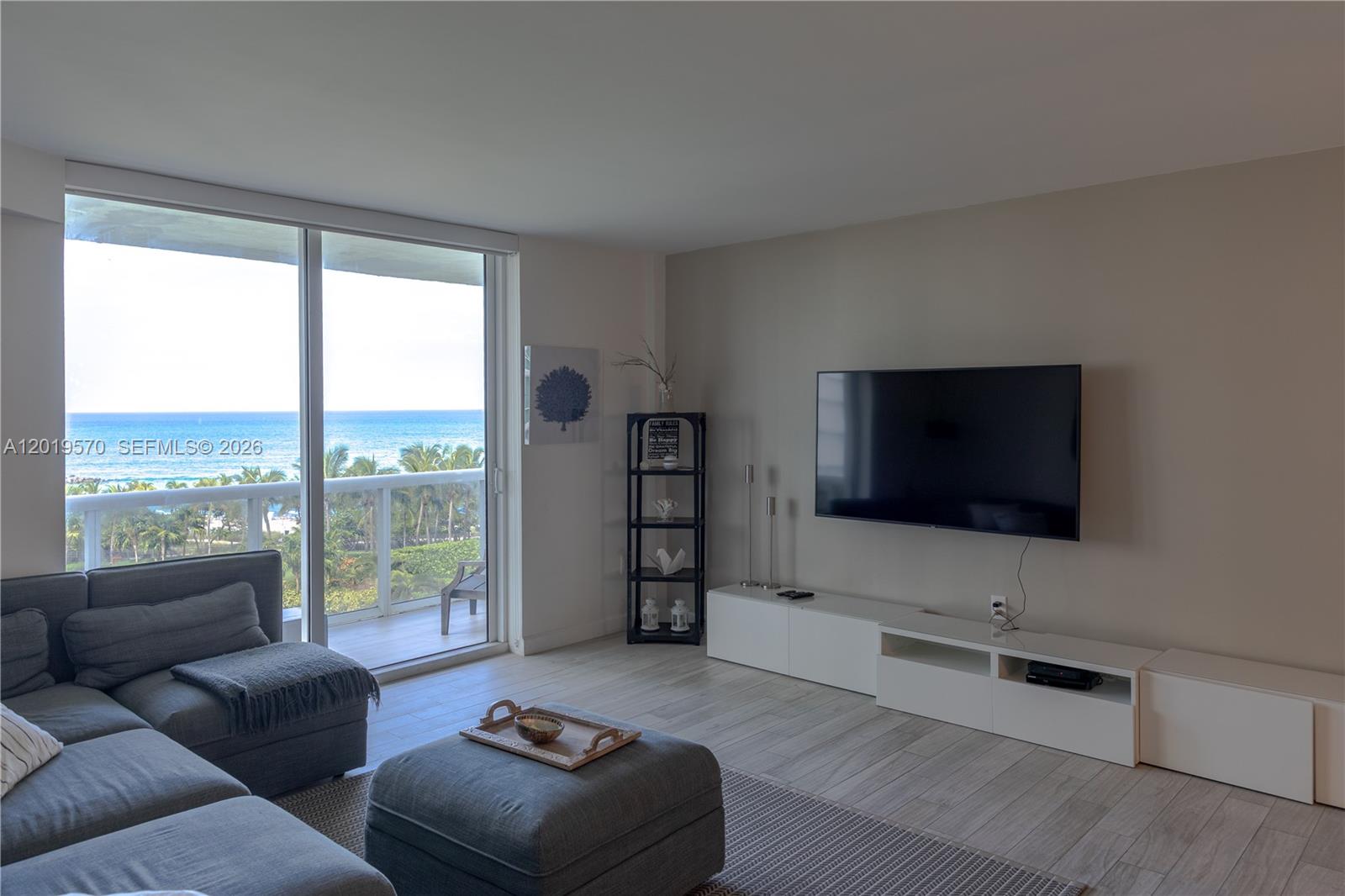 Residential Lease in Bal Harbour 5