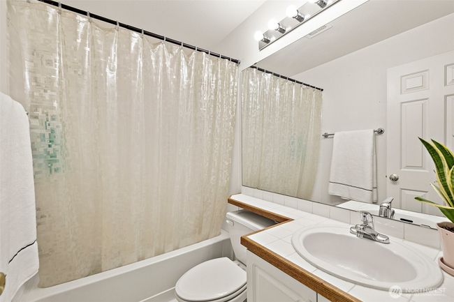 11-2 - 11864 Ne 162 Nd Ln, Townhouse with 2 bedrooms, 3 bathrooms and 2 parking in Bothell WA | Image 15