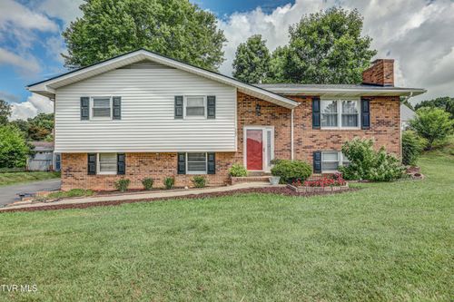 107 Dover Ln, Bristol, TN, 37620-3328 | Card Image