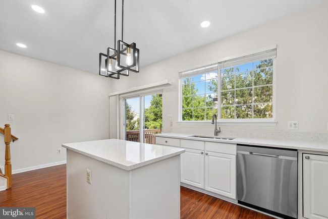 2441 Wheat Meadow Cir, Townhouse with 3 bedrooms, 4 bathrooms and null parking in HERNDON VA | Image 14