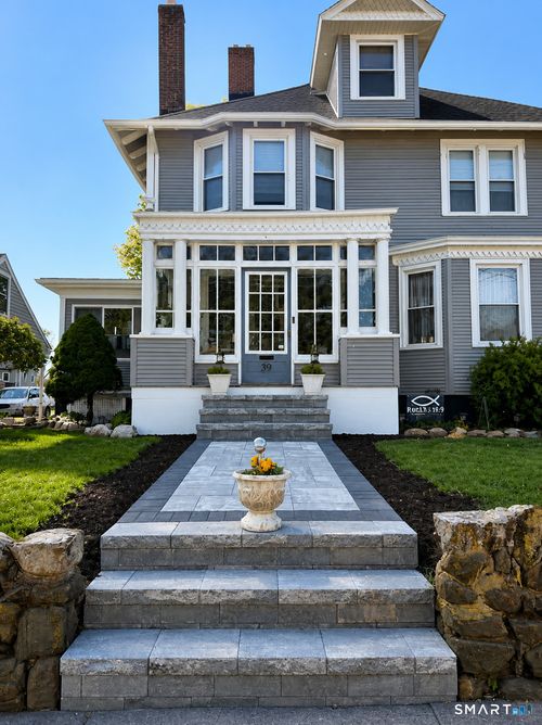 39 Forbes Pl, East Haven, CT, 06512-2226 | Card Image