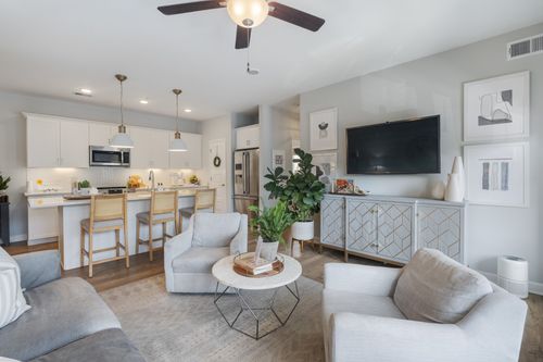 apt-203-7483 Highway 70 S, Nashville, TN, 37221-1881 | Card Image