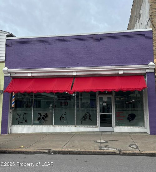 124 N Wyoming St, Hazleton, PA, 18201-5541 | Card Image