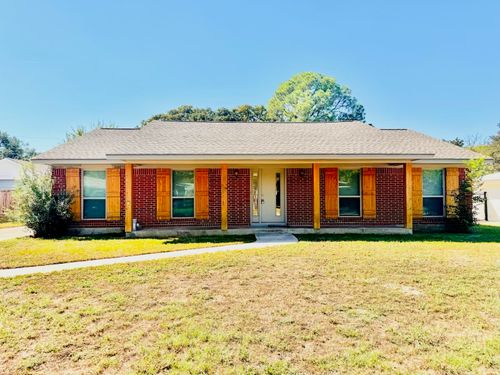 1710 Cresthaven Dr, Pantego, TX, 76013-3233 | Card Image