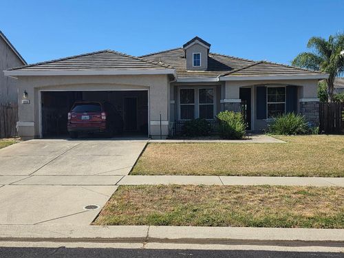 1056 Hacienda Dr, Plumas Lake, CA, 95961-9125 | Card Image