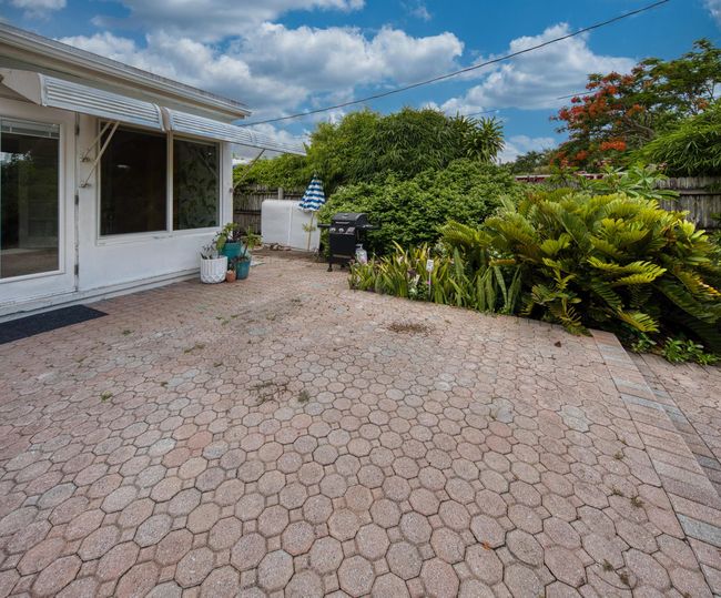 1218 N Ocean Breeze, House other with 2 bedrooms, 2 bathrooms and null parking in Lake Worth FL | Image 23