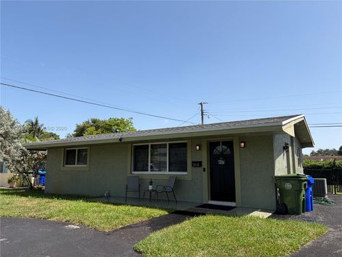 7810 Nw 11th Ct, Pembroke Pines, FL, 33024-5103 | Card Image