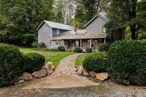 8787 Thorny Branch Rd, BRIDGEWATER, VA, 22812-2930 | Card Image