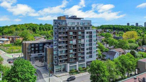 813-7 Marquette Ave, Vanier, ON, K1L8A7 | Card Image