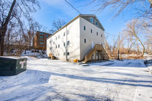 5 Front St, London, ON, N6C1K4 | Card Image