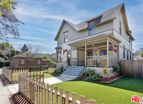 326 W 10th St, Long Beach, CA, 90813-4202 | Card Image