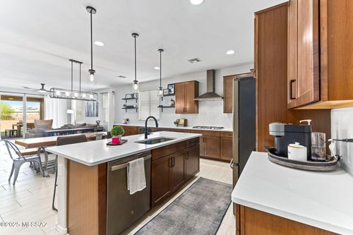 12220 N Goldenview Ln, Marana, AZ, 85653-0269 | Card Image