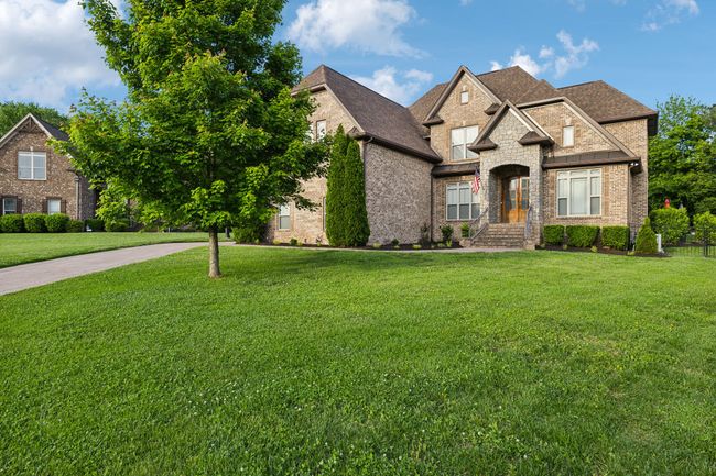 2008 Lynnhaven Ct, House other with 4 bedrooms, 4 bathrooms and 3 parking in Mount Juliet TN | Image 4