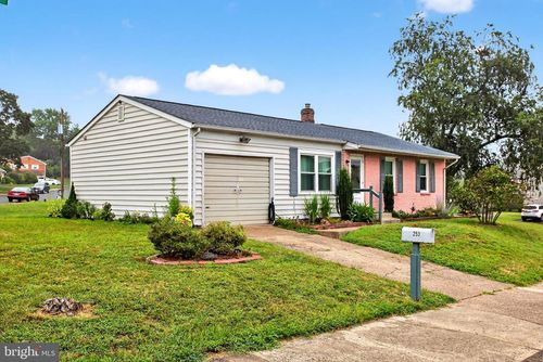 253 Green St, SOUDERTON, PA, 18964-1750 | Card Image