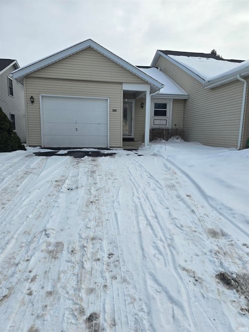 2028 Poppy Court, Mishawaka, IN, 46544-6759 | Card Image