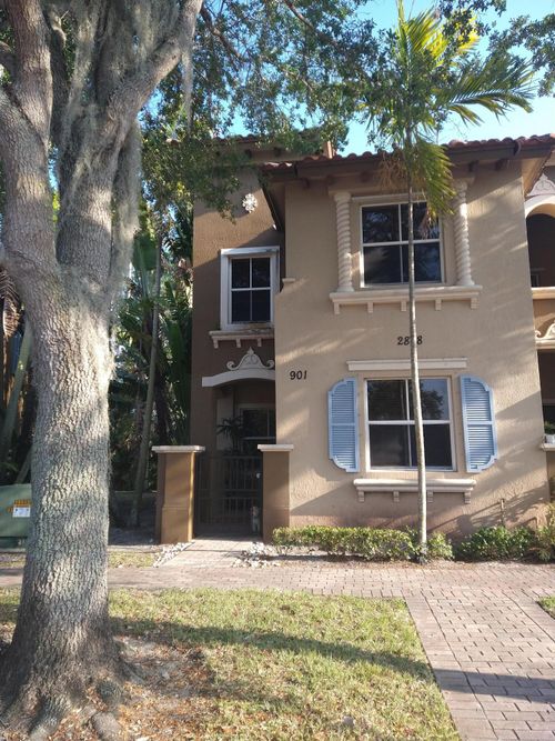 901-2888 Hidden Hills Rd, West Palm Beach, FL, 33411-4818 | Card Image