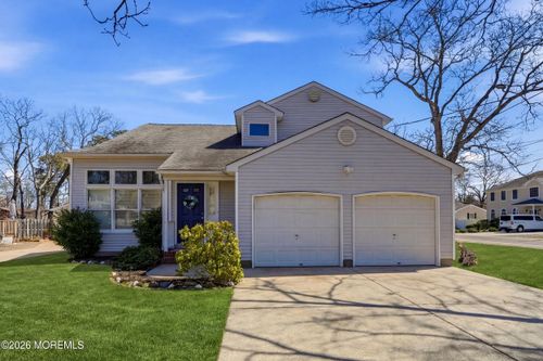 514 Avon Rd, Pine Beach, NJ, 08741-1008 | Card Image