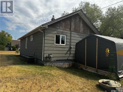 2 1 St St W, House other with 2 bedrooms, 1 bathrooms and null parking in Fife Lake SK | Image 2