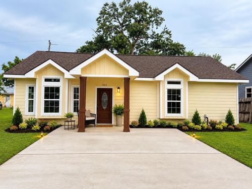 903 Harris Ave, Pasadena, TX, 77506-4707 | Card Image
