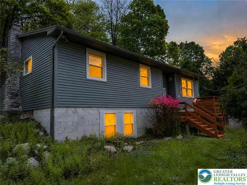 246 Allen St, Lehighton, PA, 18235-2804 | Card Image