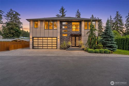 34930 27th Ave S, Federal Way, WA, 98003-9106 | Card Image