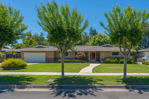 645 W Celeste Avenue, Fresno, CA, 93704 | Card Image