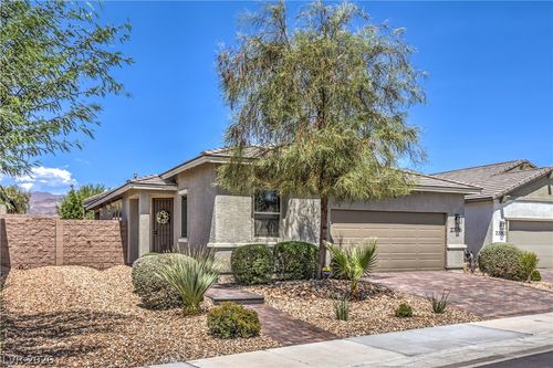 2376 Elmont Ave, North Las Vegas, NV, 89086-1555 | Card Image
