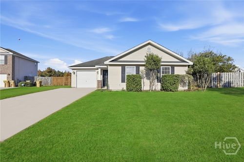 170 Willow Oak Dr, Richmond Hill, GA, 31324-4068 | Card Image