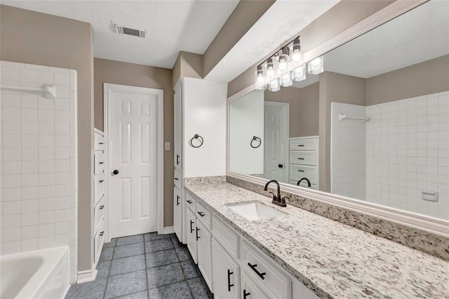 27222 Afton Way, House other with 5 bedrooms, 5 bathrooms and 4 parking in Huffman TX | Image 25