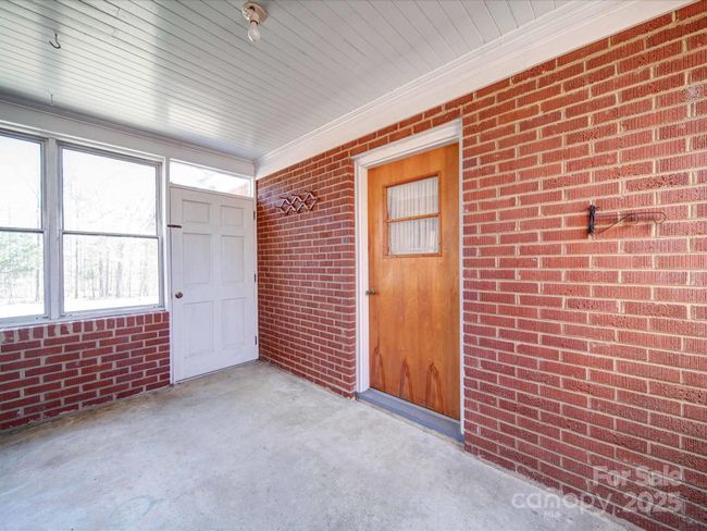 Breezeway | Image 37