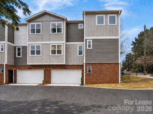 8927 Sharonbrook Dr, Charlotte, NC, 28210-5675 | Card Image
