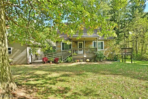 9501 New Buffalo Rd, Canfield, OH, 44406-8186 | Card Image
