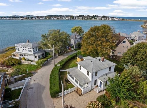 92 Hampton Cir, Hull, MA, 02045-2827 | Card Image