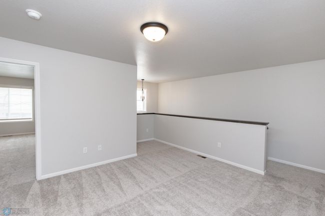 Upper Foyer | Image 21