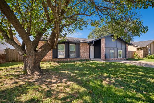 4500 S Elm Avenue, Broken Arrow, OK, 74011 | Card Image
