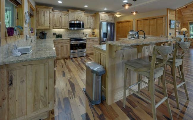 4760 Anderson Rd, Home with 4 bedrooms, 4 bathrooms and 2 parking in Hiawassee GA | Image 6