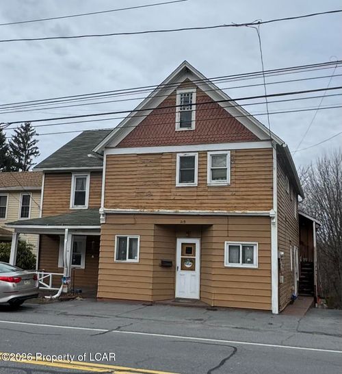 219 Main St, Avoca, PA, 18641-1543 | Card Image