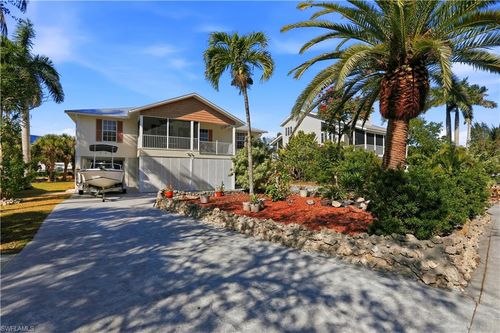 7692 Myrsine Cir, BOKEELIA, FL, 33922-2401 | Card Image