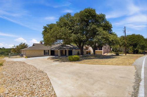 4100 Outpost Trce, Lago Vista, TX, 78645-6413 | Card Image