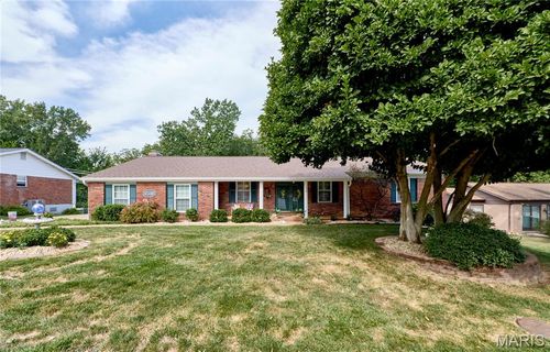 192 Corral Trl, Ellisville, MO, 63011-2332 | Card Image