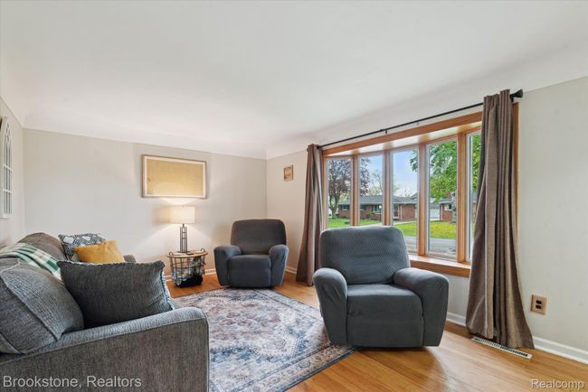 Living Room | Image 5