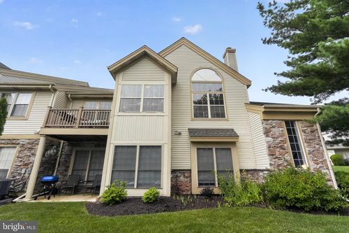 1602 Foxmeadow Cir, ROYERSFORD, PA, 19468-1550 | Card Image