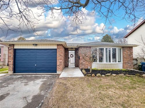 539 Kortright Rd W, Guelph, ON, N1G3J6 | Card Image