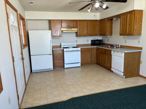 apt-6b-221 A St N, Victor, MT, 59875-9568 | Card Image