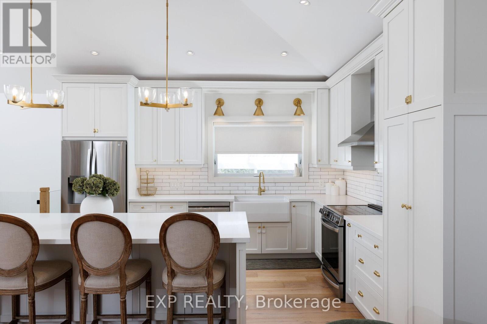 Residential in Mississauga (Applewood) 2