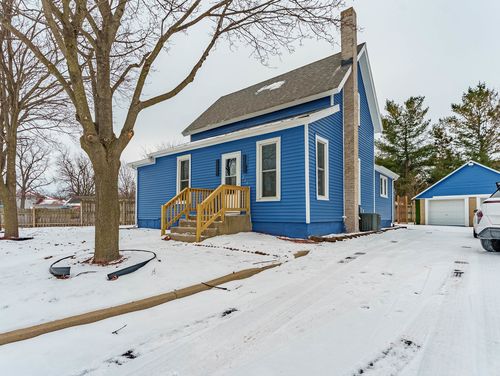 214 S Prospect St, Marengo, IL, 60152-3458 | Card Image